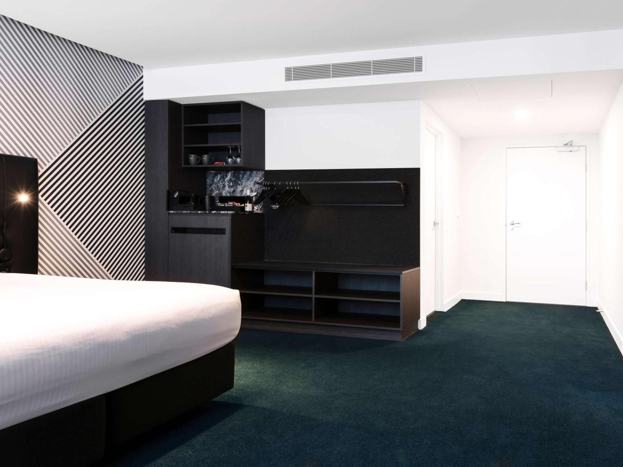 Movenpick Hotel Melbourne On Spencer Dış mekan fotoğraf